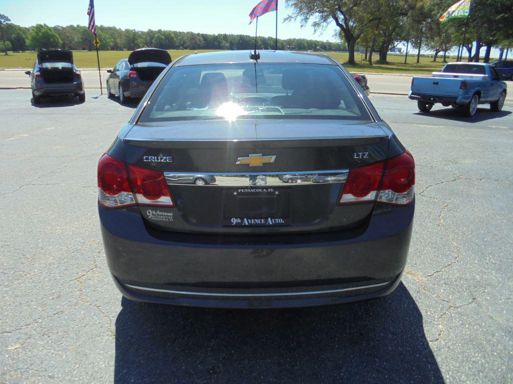 2015 Chevrolet Cruze - $7,650