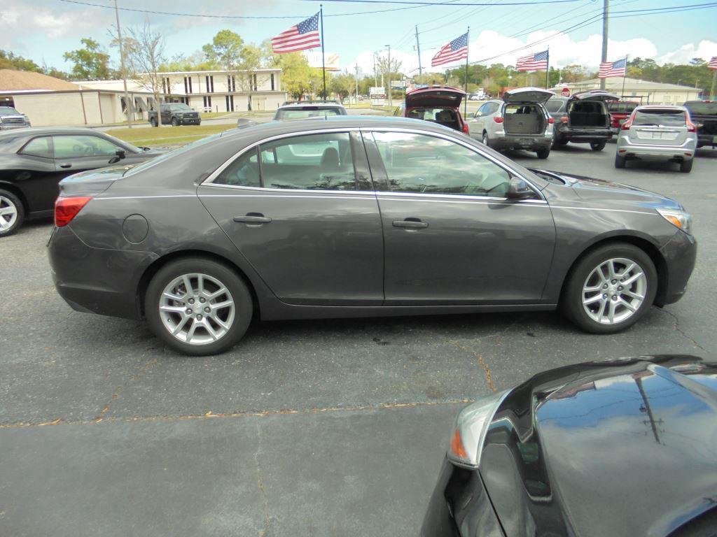 2013 Chevrolet Malibu - $6,988