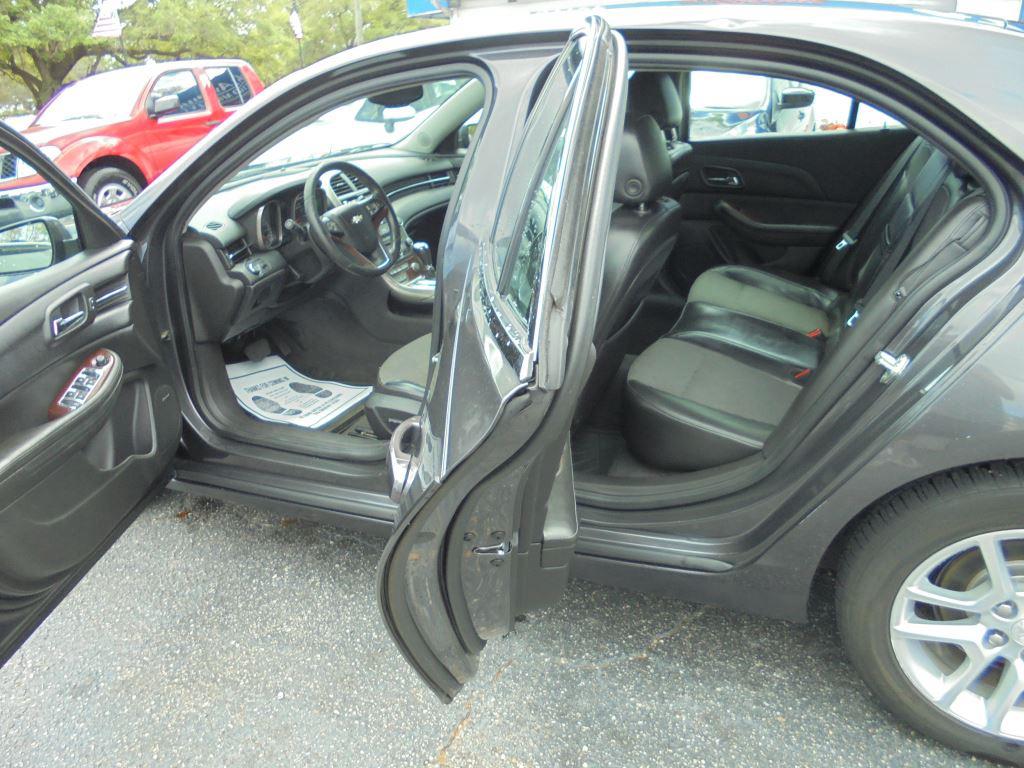 2013 Chevrolet Malibu - $6,988
