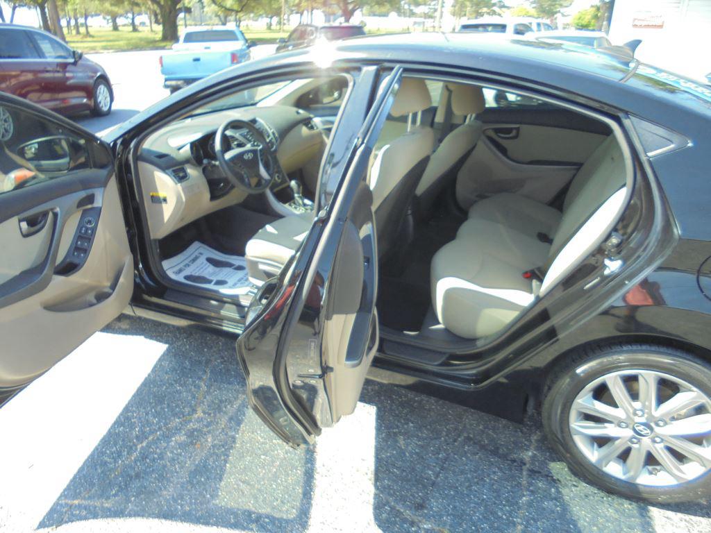 2016 Hyundai Elantra - $9,688
