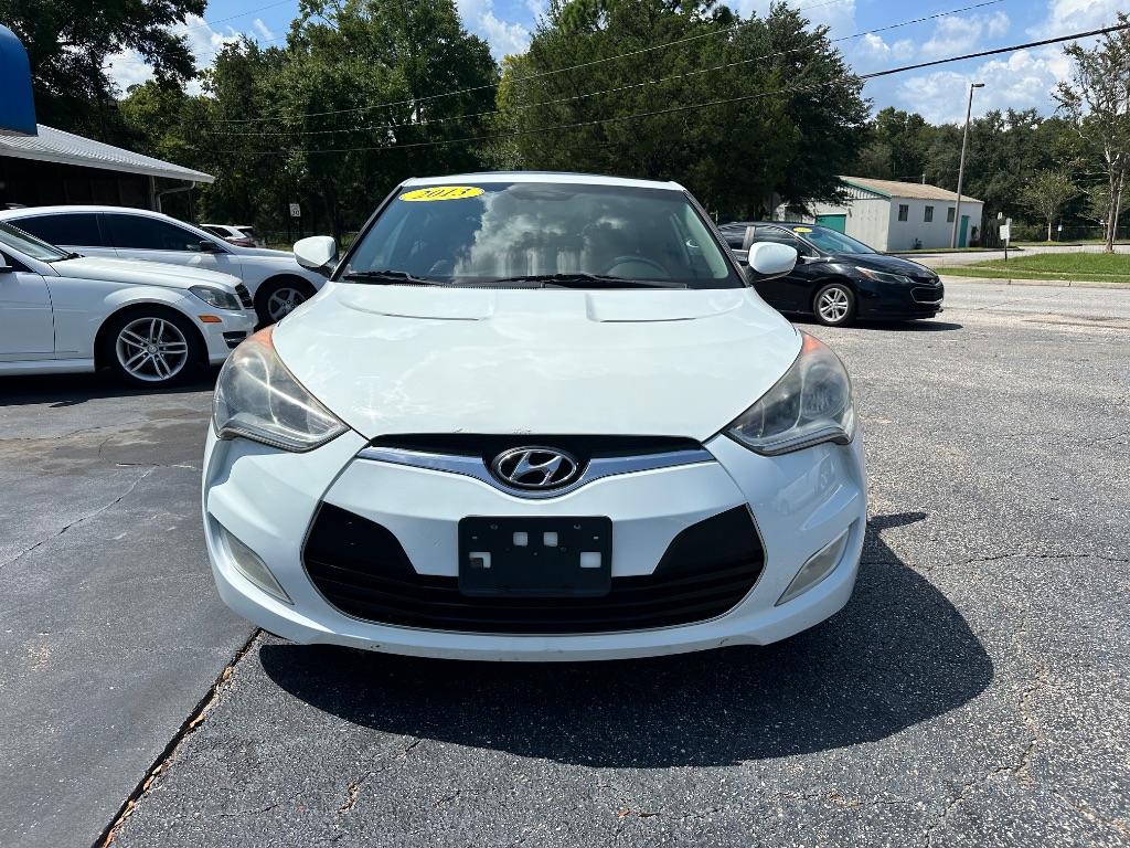 2013 Hyundai Veloster - $6,488