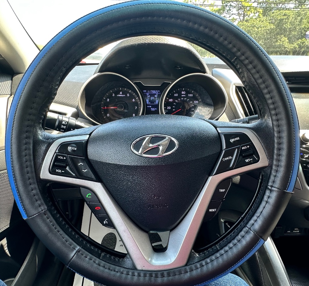 2013 Hyundai Veloster - $6,488