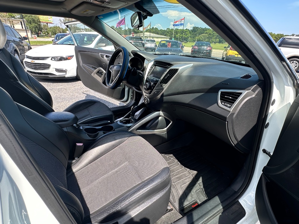 2013 Hyundai Veloster - $6,488