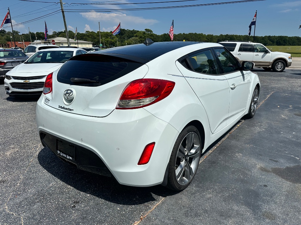 2013 Hyundai Veloster - $6,488