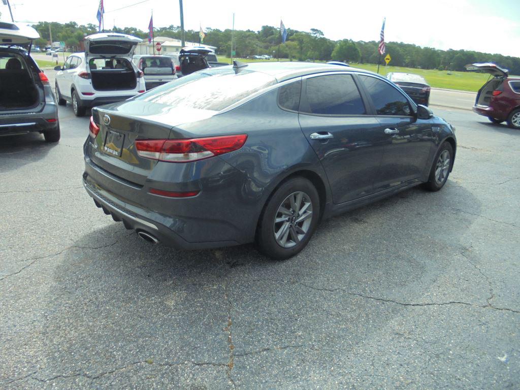 2020 Kia Optima - $10,988