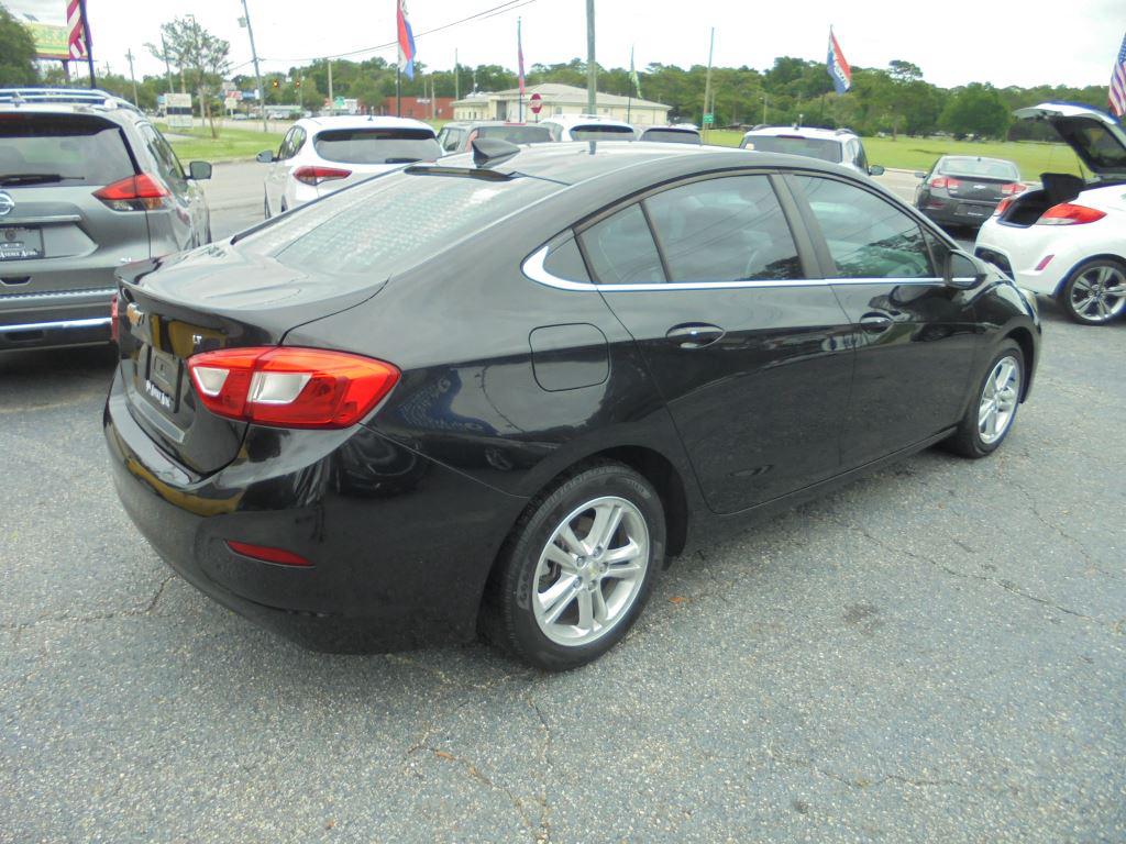 2016 Chevrolet Cruze - $7,988