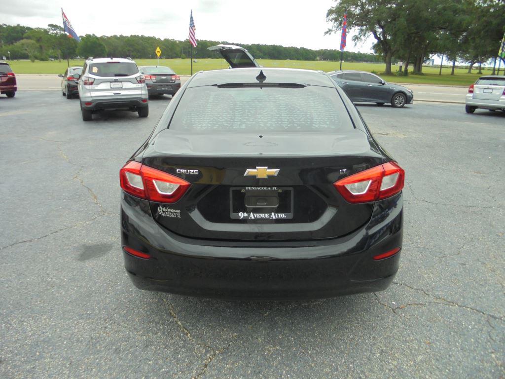 2016 Chevrolet Cruze - $7,988