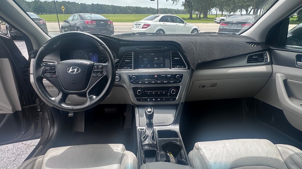2016 Hyundai Sonata - $9,988