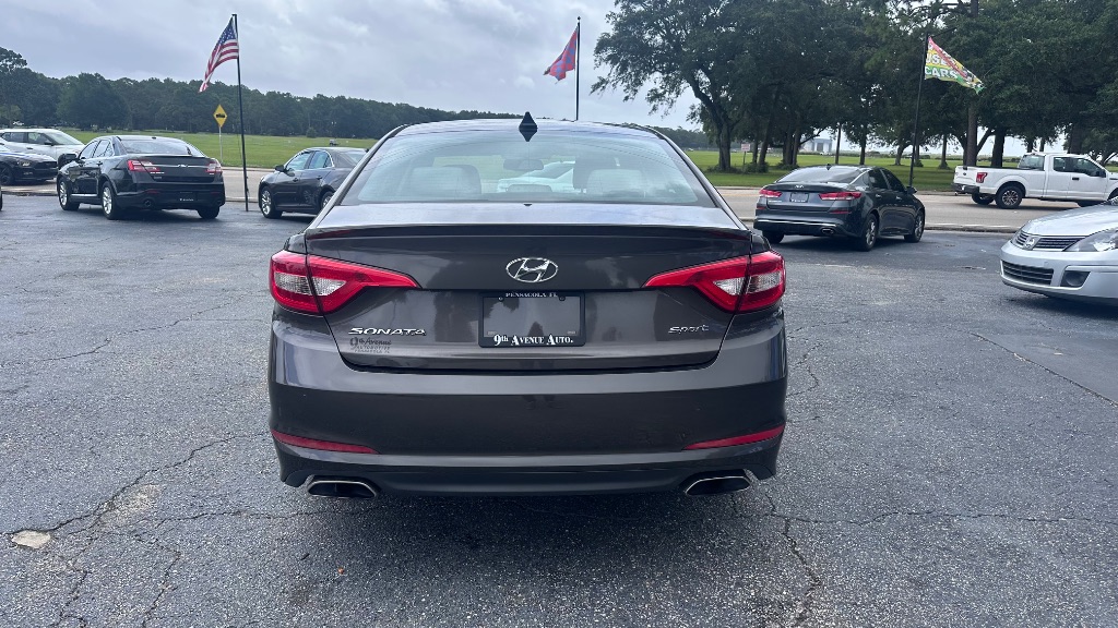 2016 Hyundai Sonata - $9,988