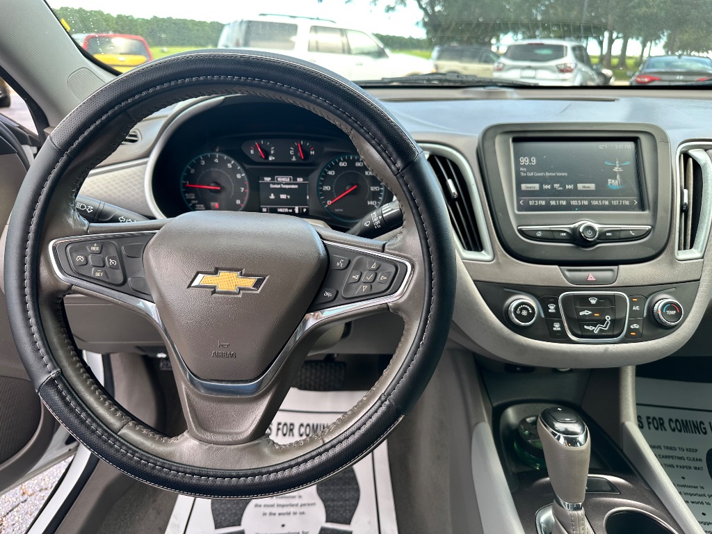 2016 Chevrolet Malibu - $7,988
