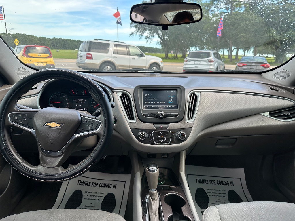 2016 Chevrolet Malibu - $7,988