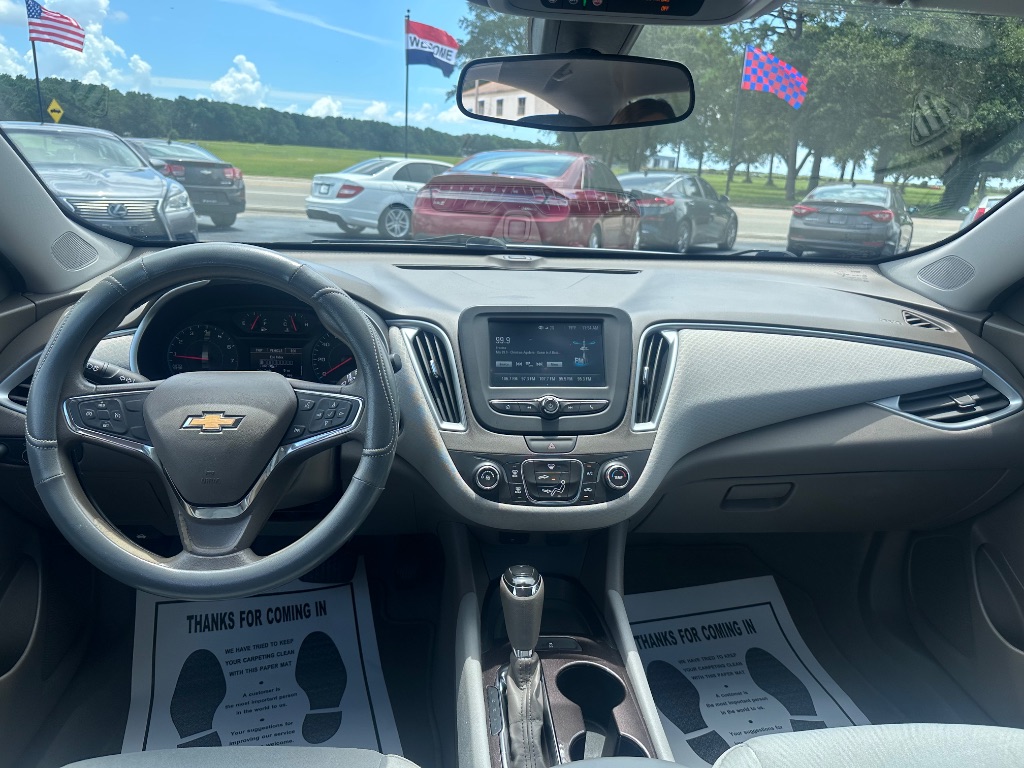 2018 Chevrolet Malibu - $10,988