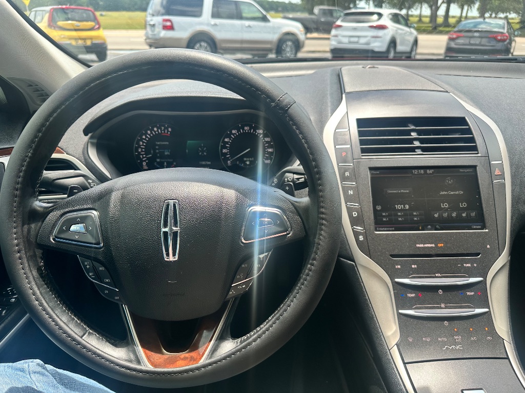 2016 Lincoln MKZ - $10,788