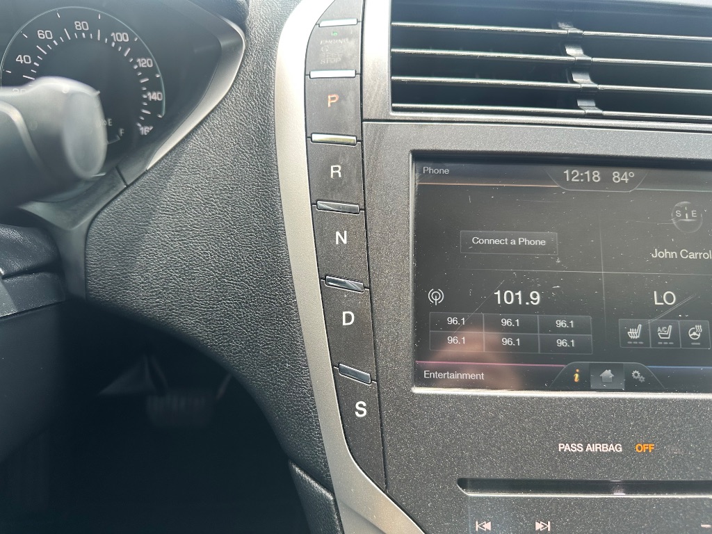 2016 Lincoln MKZ - $10,788