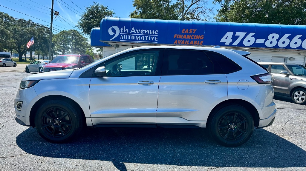 2015 Ford Edge - $9,988