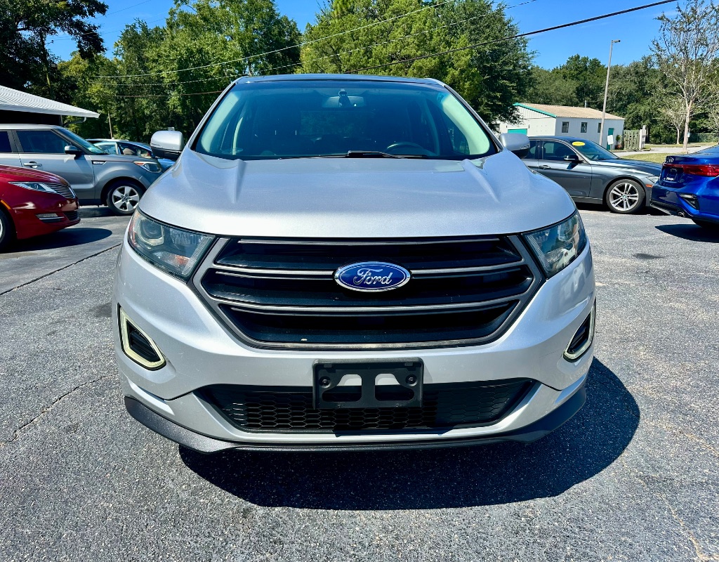 2015 Ford Edge - $9,988
