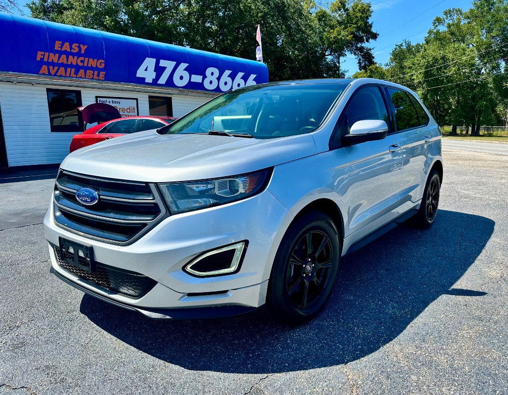 2015 Ford Edge - $9,988