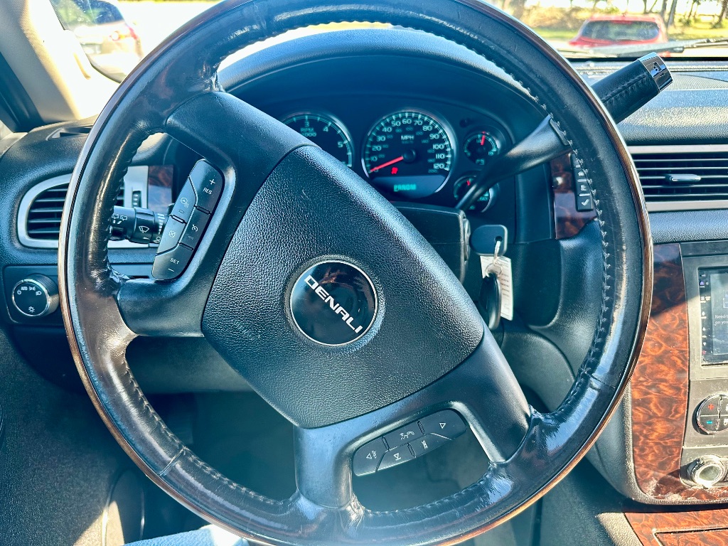2009 GMC Yukon - $7,988