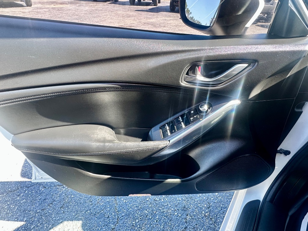 2017 MAZDA MAZDA6 - $12,988