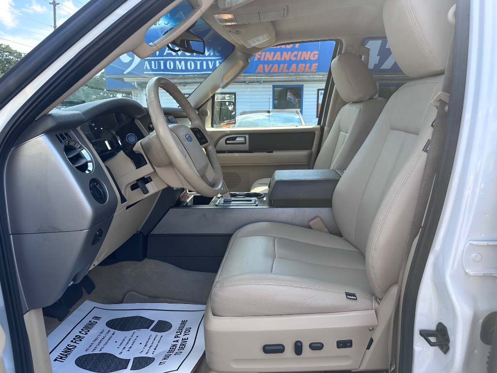2012 Ford Expedition - $7,988