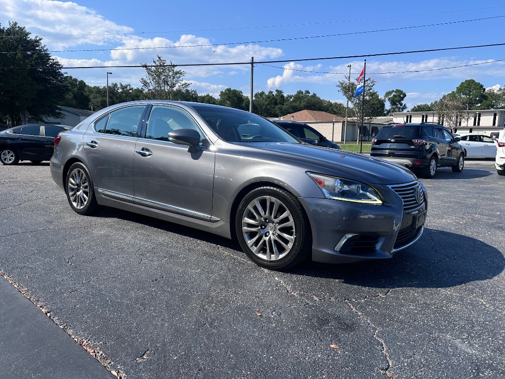 2017 Lexus LS - $31,988