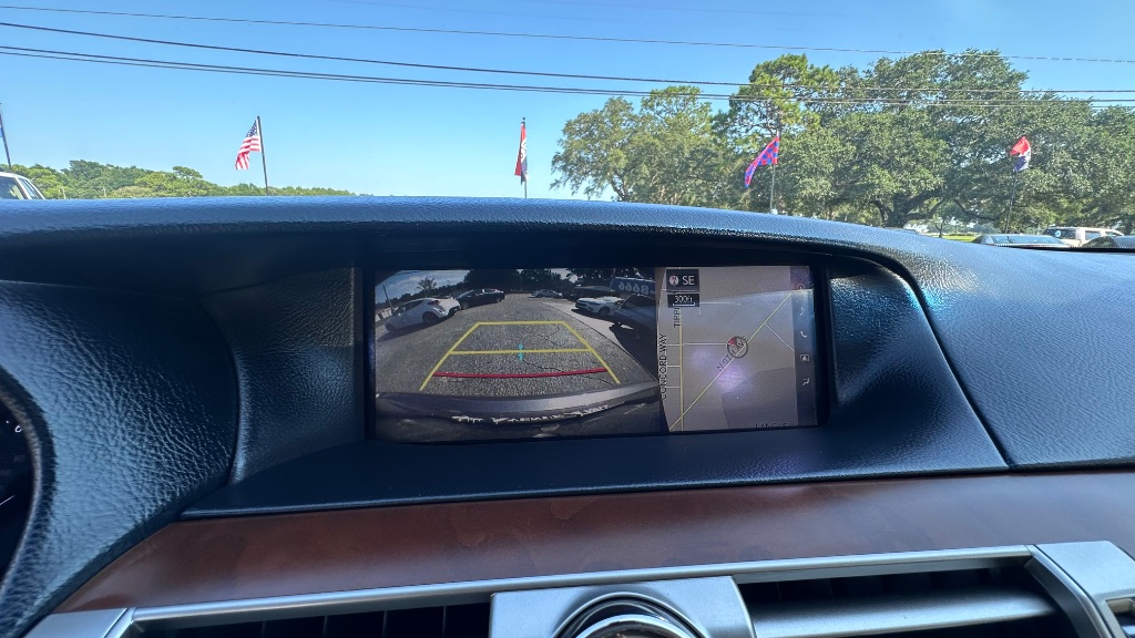 2017 Lexus LS - $31,988