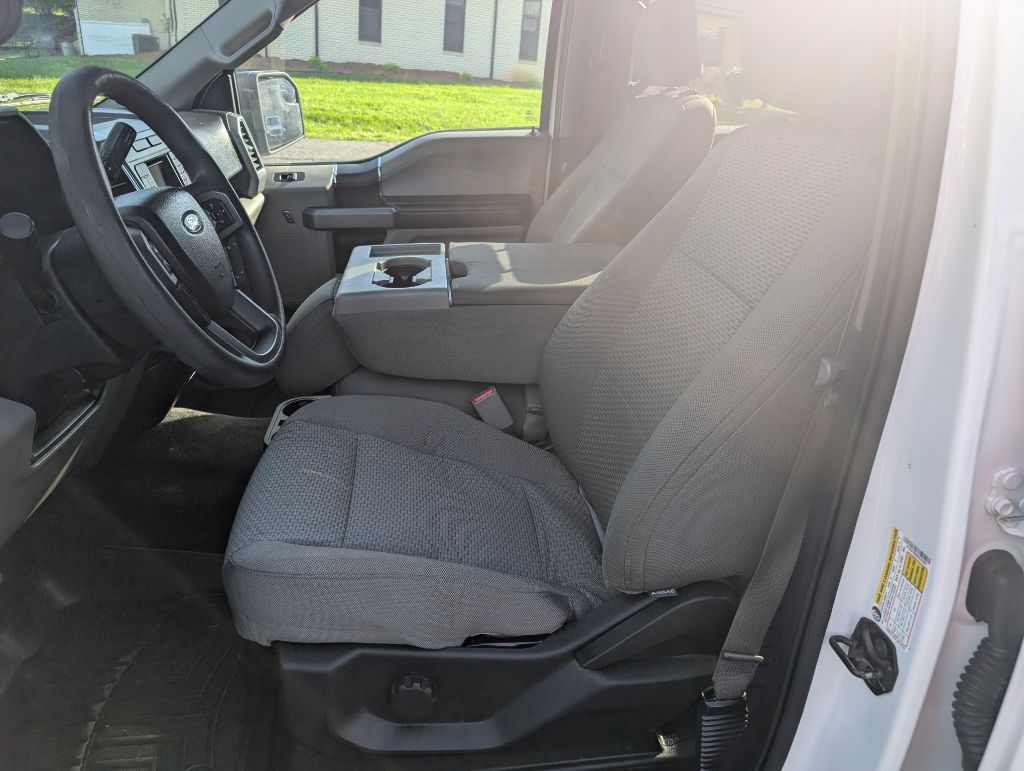 2015 Ford F150 XLT photo