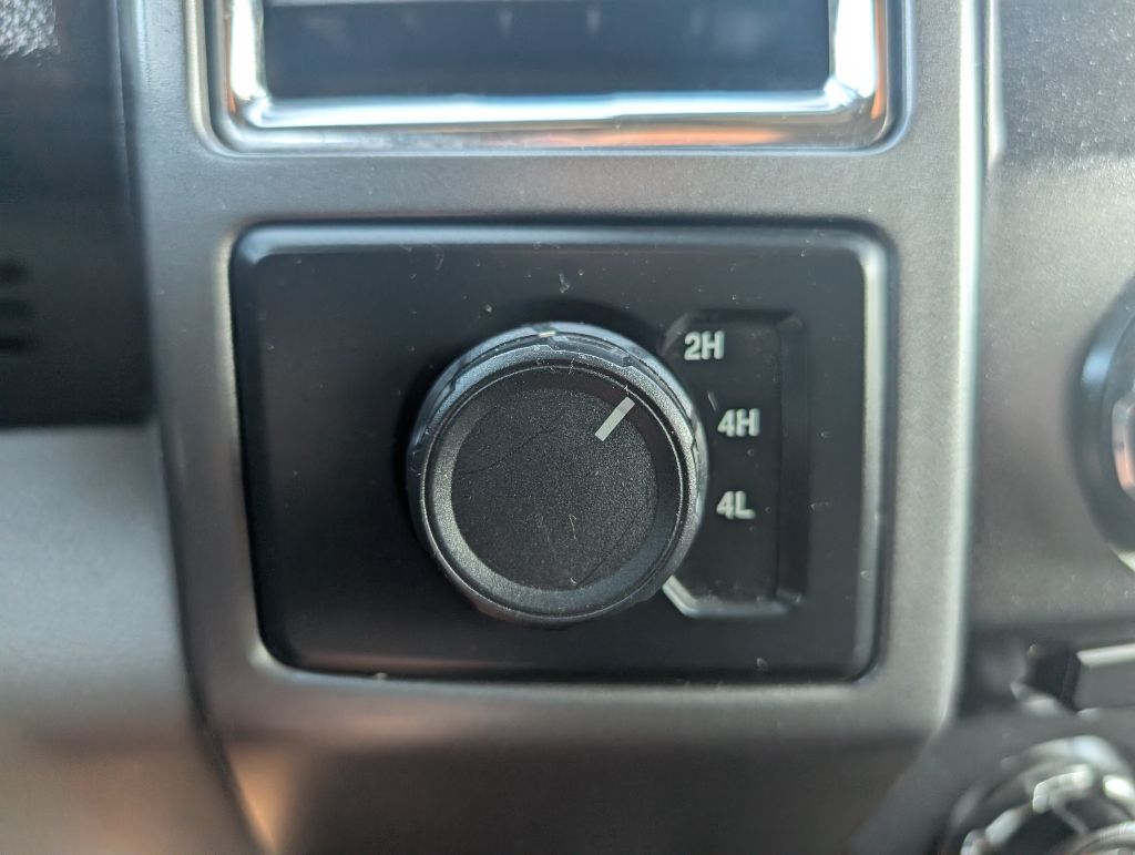 2015 Ford F150 XLT photo