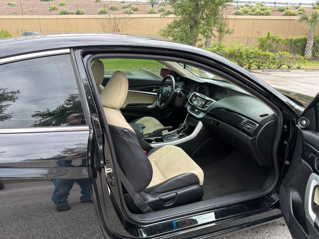 2013 Honda Accord - $9,995
