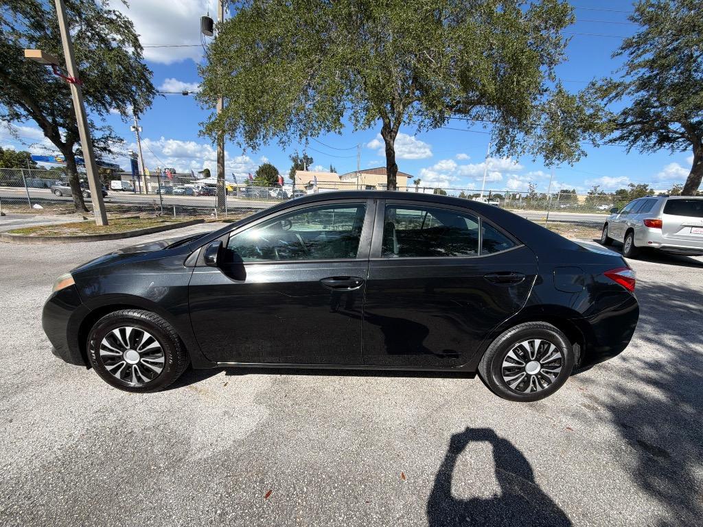 2016 Toyota Corolla - $8,995