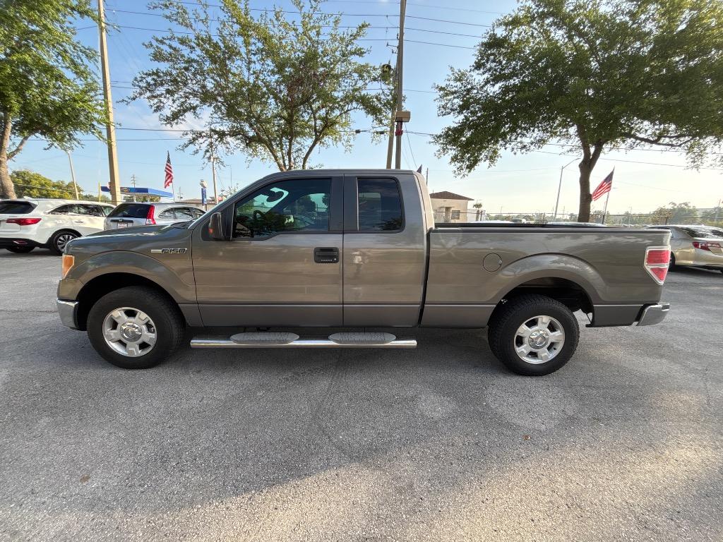 2013 Ford F-150 Lariat photo