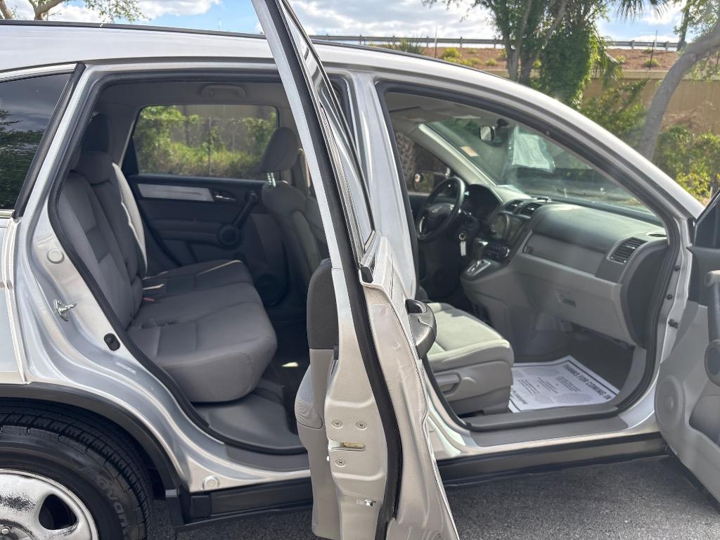 2010 Honda CR-V LX photo