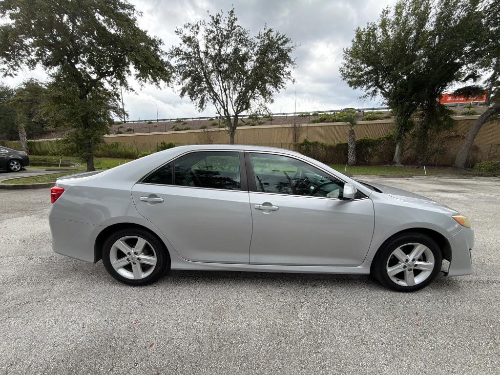 2014 Toyota Camry - $7,995