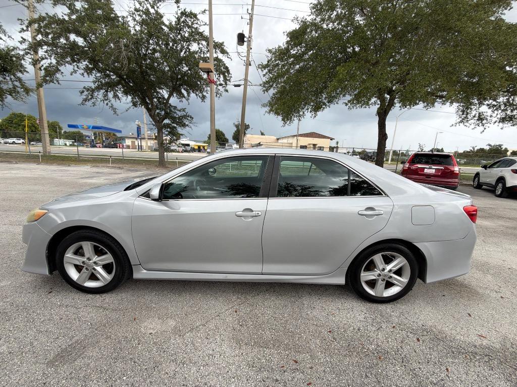 2014 Toyota Camry - $7,995