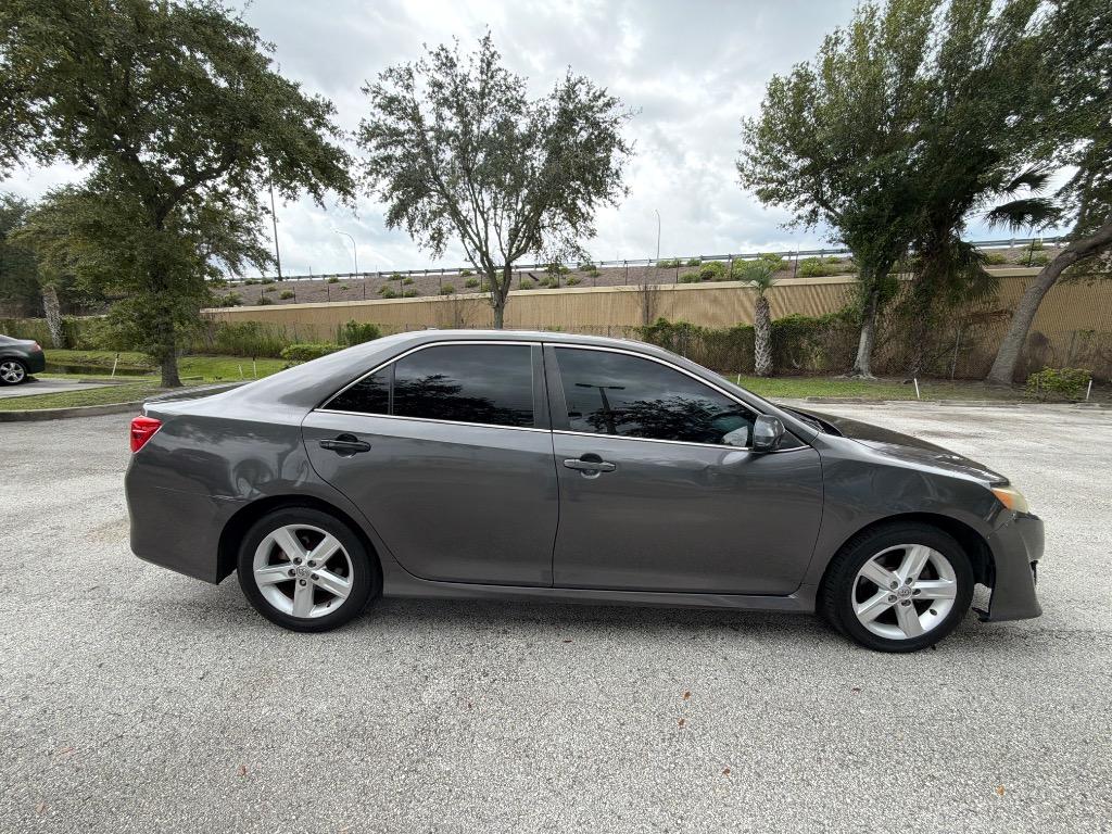 2014 Toyota Camry - $7,995