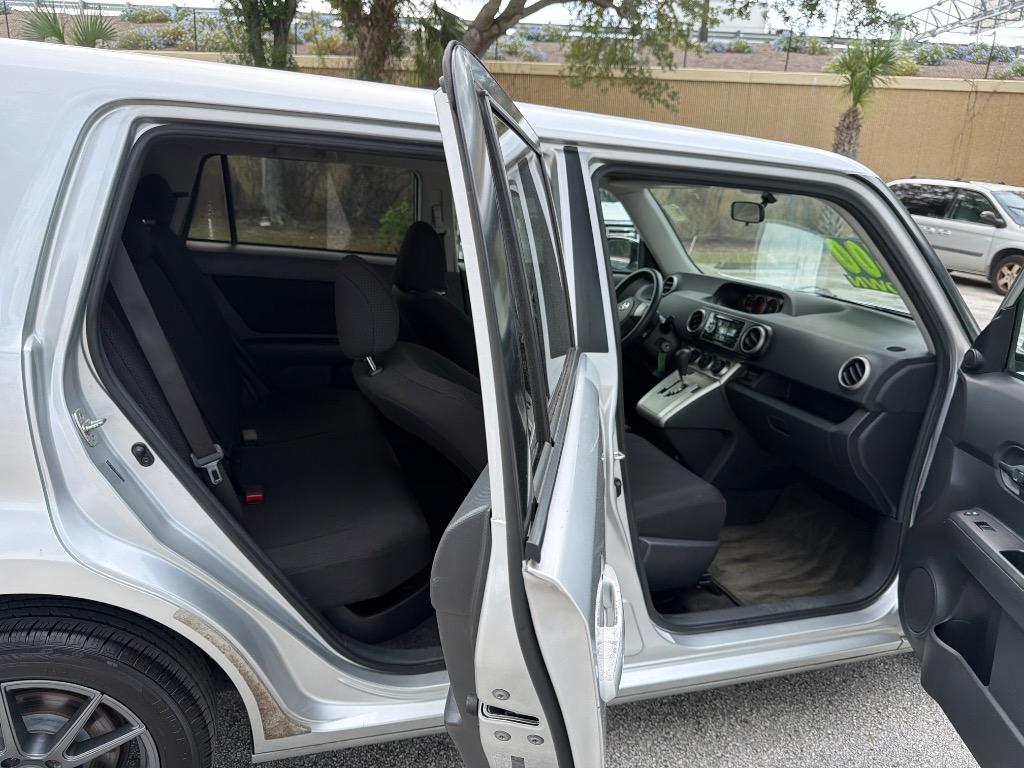 2009 Toyota Scion Xb - $6,995