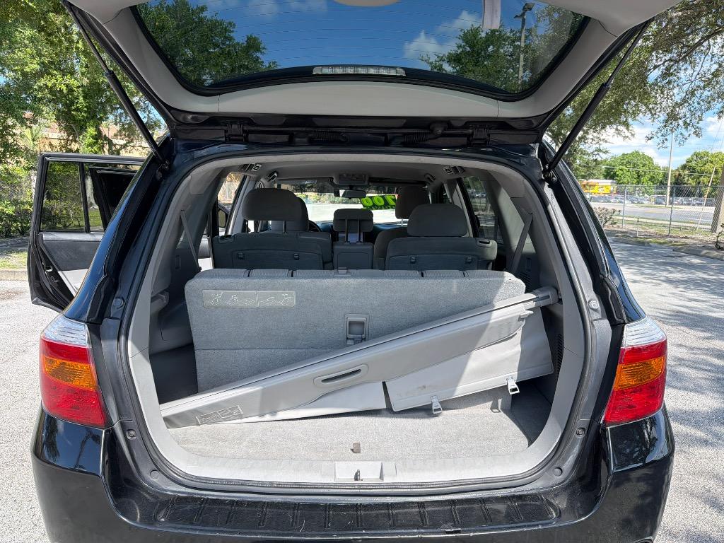 2010 Toyota Highlander - $7,995