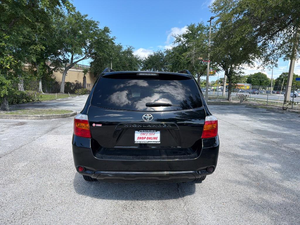 2010 Toyota Highlander - $7,995