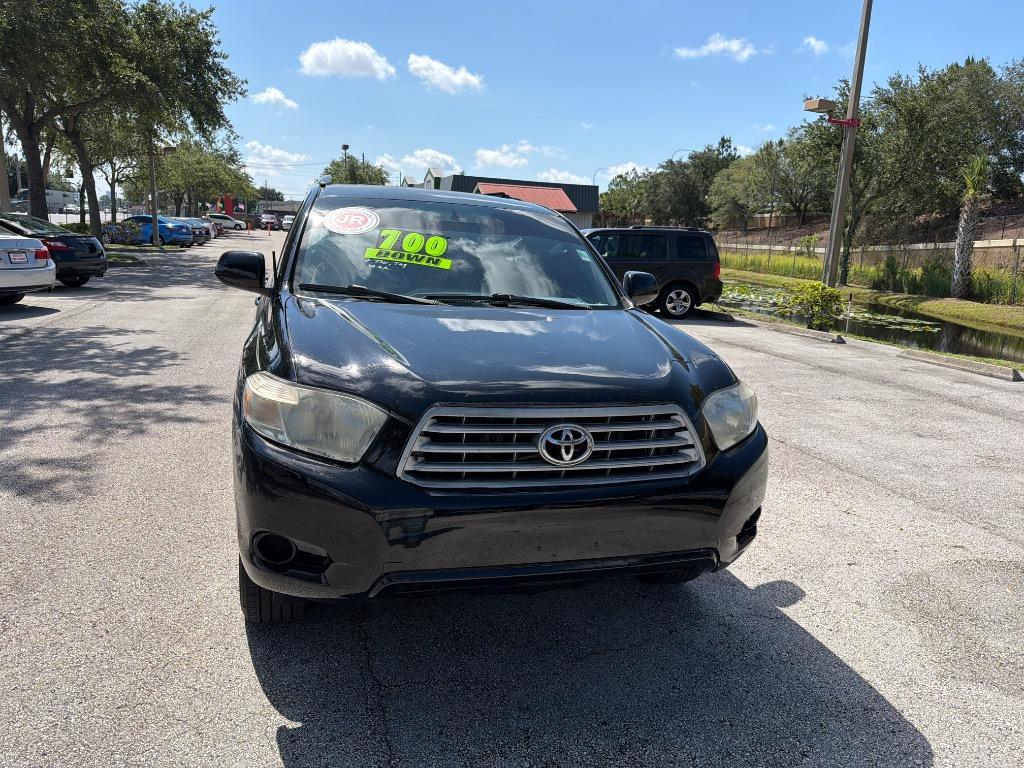 2010 Toyota Highlander - $7,995