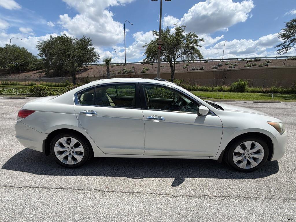2009 Honda Accord - $7,995