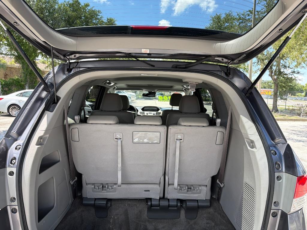 2015 Honda Odyssey - $7,995