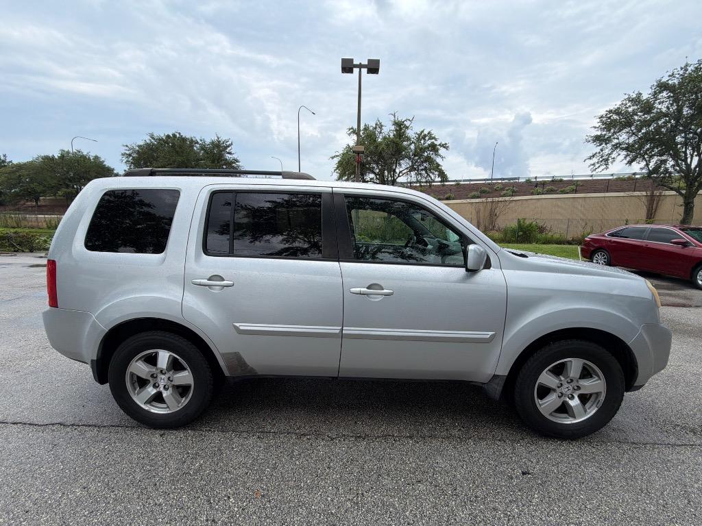 2010 Honda Pilot - $7,995