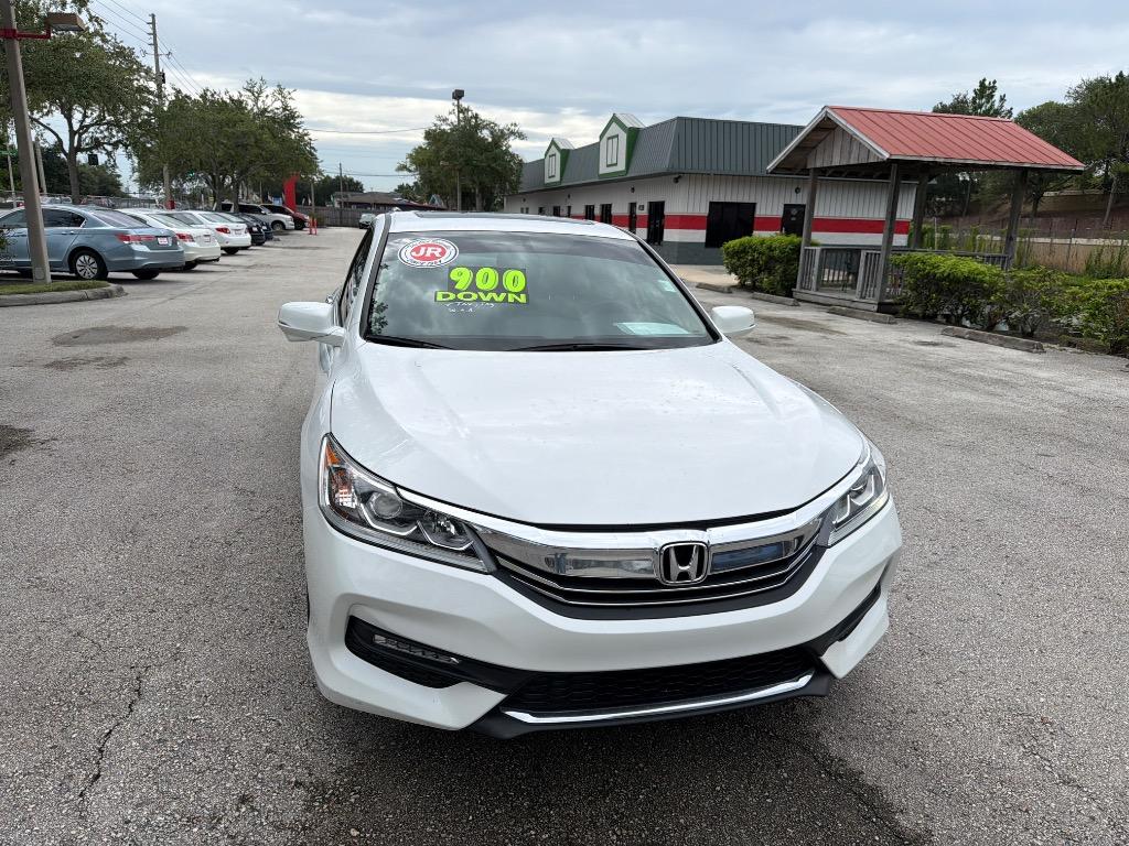 2016 Honda Accord - $9,995
