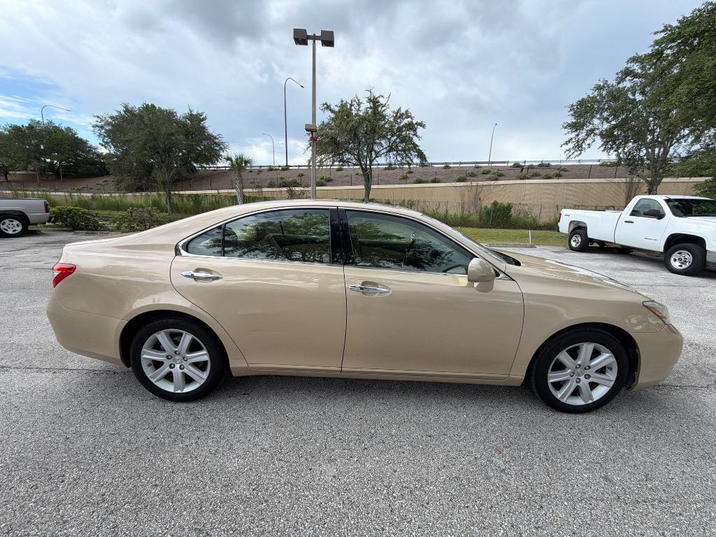 2008 Lexus ES - $8,695