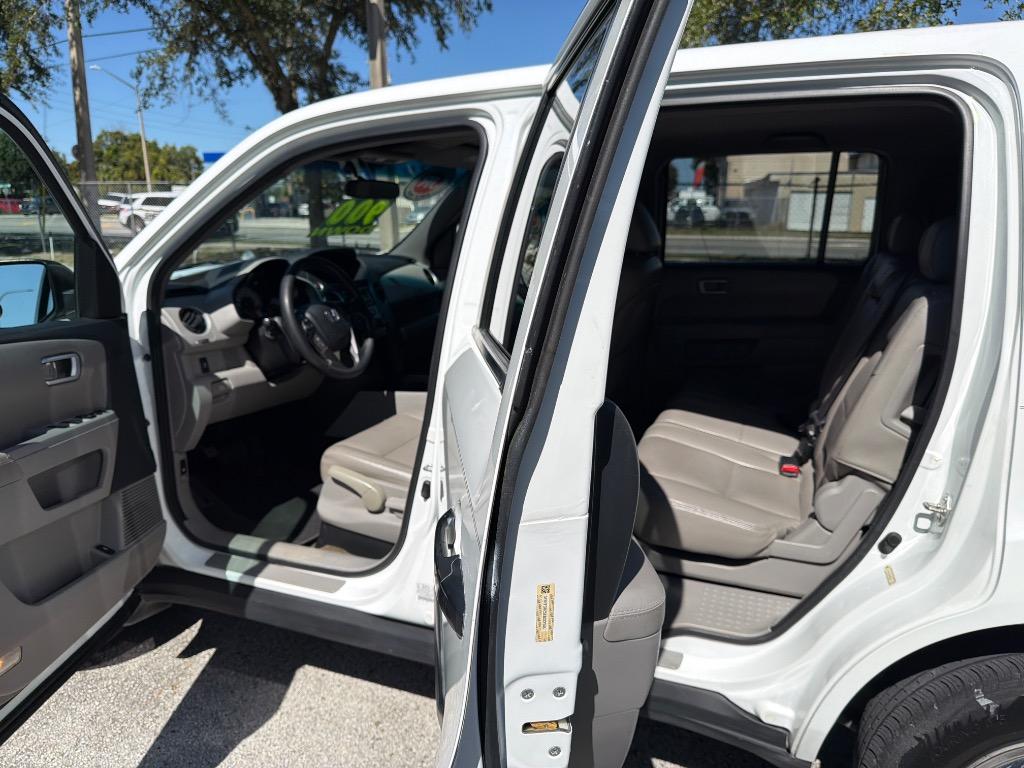 2014 Honda Pilot - $8,995