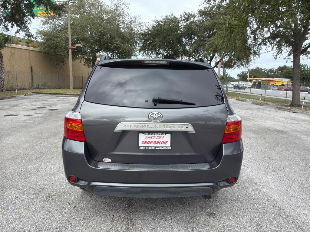 2010 Toyota Highlander - $8,995