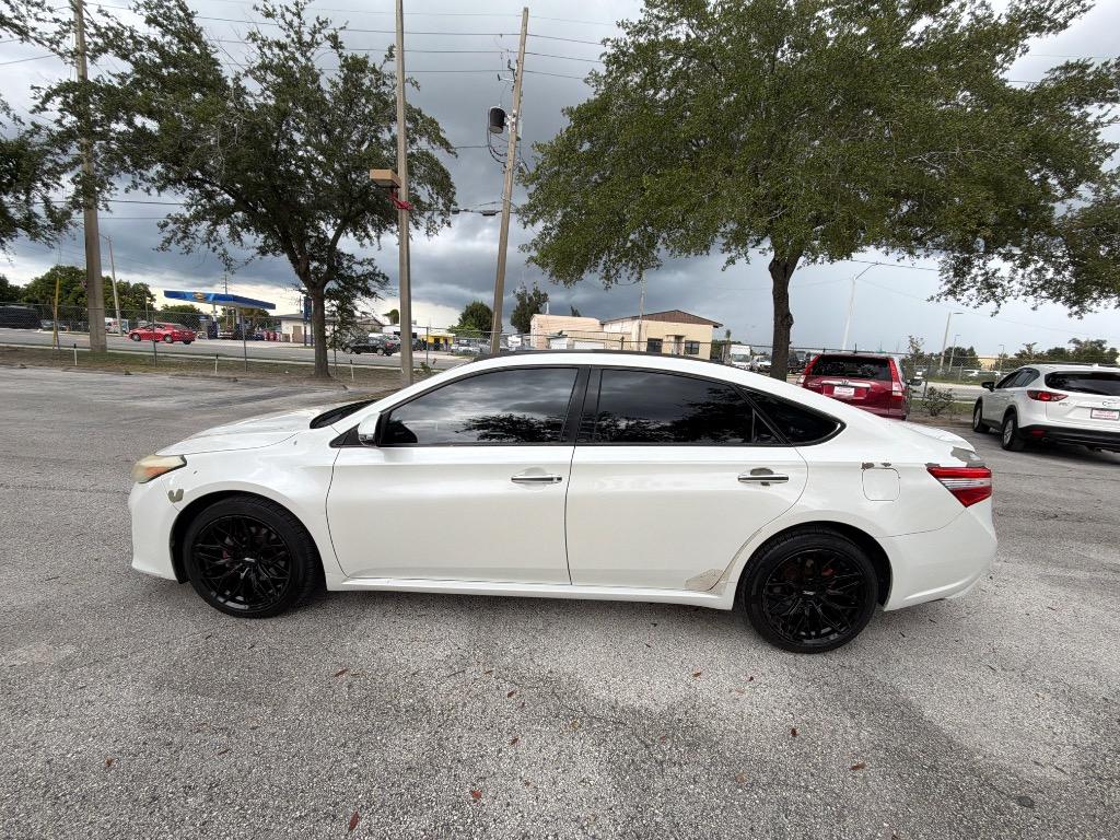 2013 Toyota Avalon - $7,995