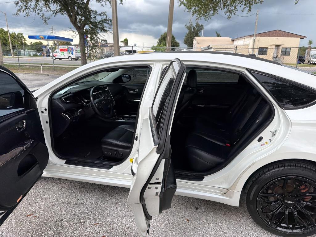 2013 Toyota Avalon - $7,995
