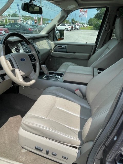2011 Ford Expedition EL Limited photo