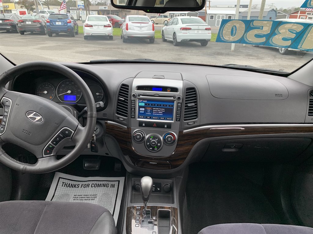 2012 Hyundai Santa Fe SE photo